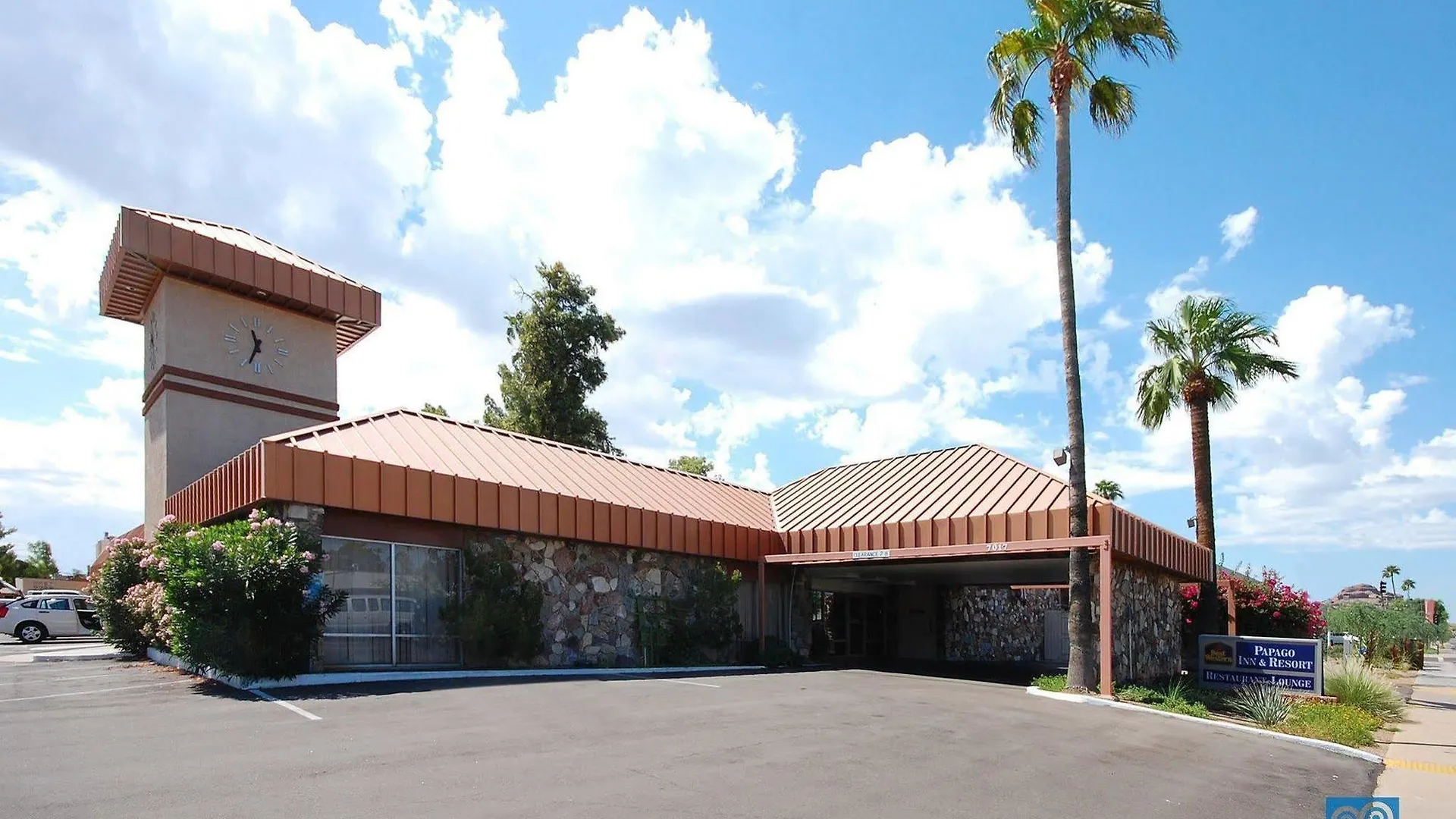 Best Western Plus Papago Inn & Resort Scottsdale 3*,